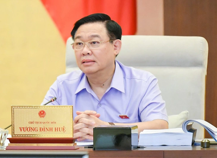 vuong-dinh-hue vuong-dinh-hue
